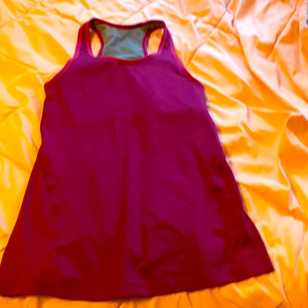 Brand: nike size: M color: purple